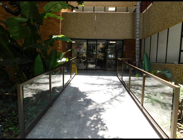 127M² OFFICE TO LET IN FERNDALE